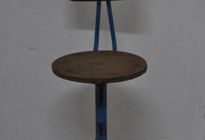Iron Industrial Chair photo 320.0