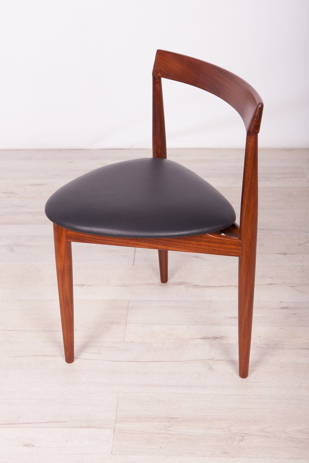 Compact Dining Chairs By Hans Olsen For Frem Røjle, 1950s, Set Of 4 photo buy
