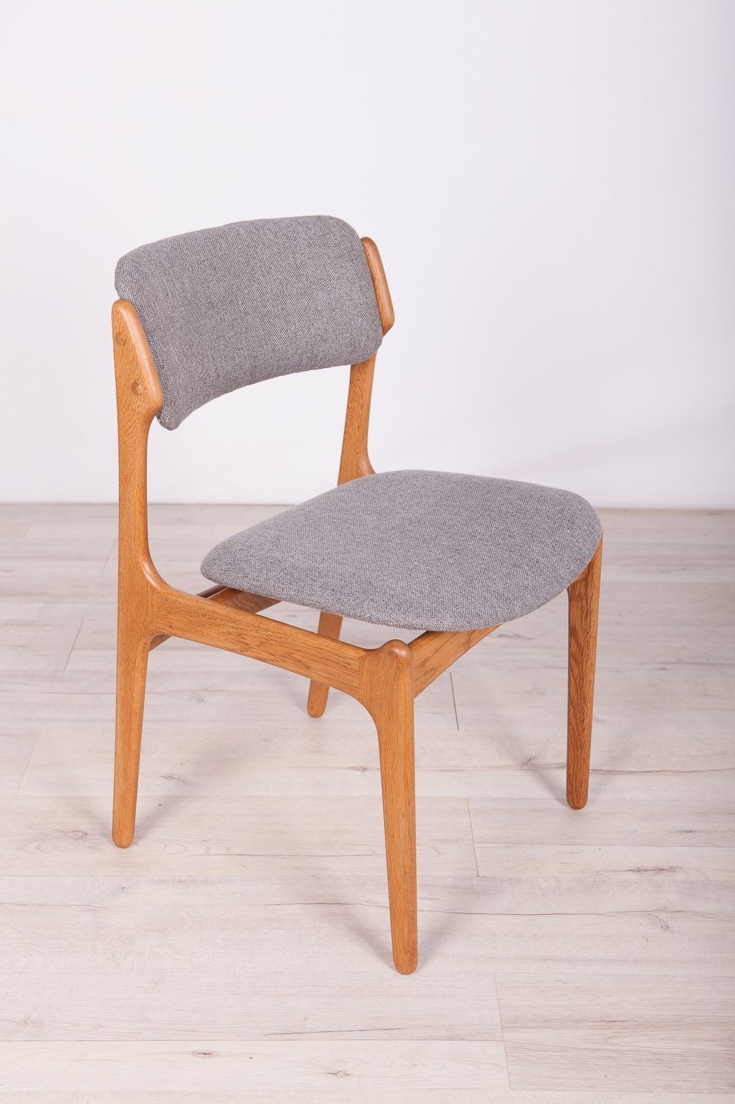 1400.0 Model 49 Oak Dining Chairs By Erik Buch For Odense Maskinsnedkeri / Od Furniture, 1960s, Set Of 4 photo