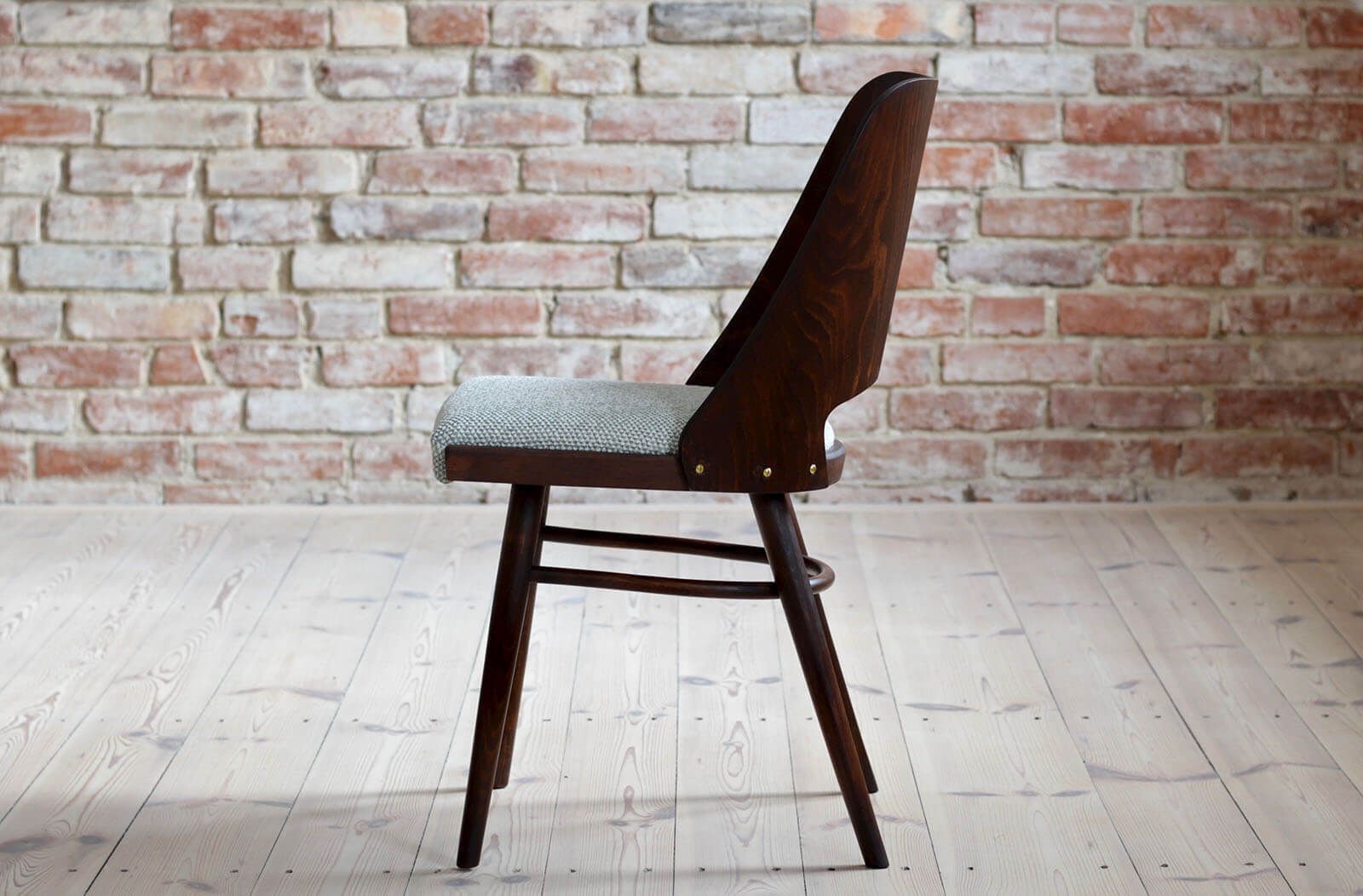 Set Of 4 Dining Chairs By Radomir Hofman For Ton, Model 514, Reupholstered In Creamy Mint Boucle By Sahco photo buy
