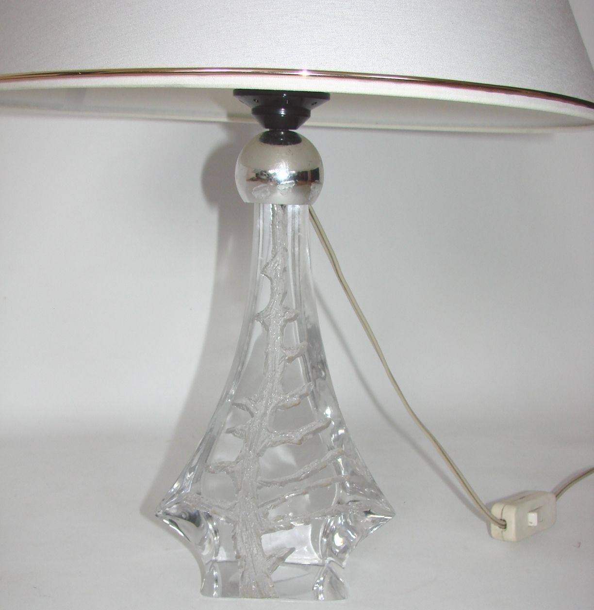 Daum Nancy Lamp, France 1970s photo for sale