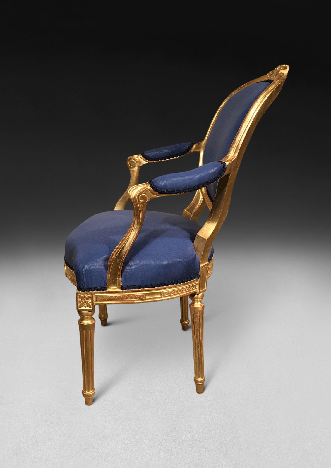 Pair Of George III Carved Giltwood Salon Armchairs photo vintage