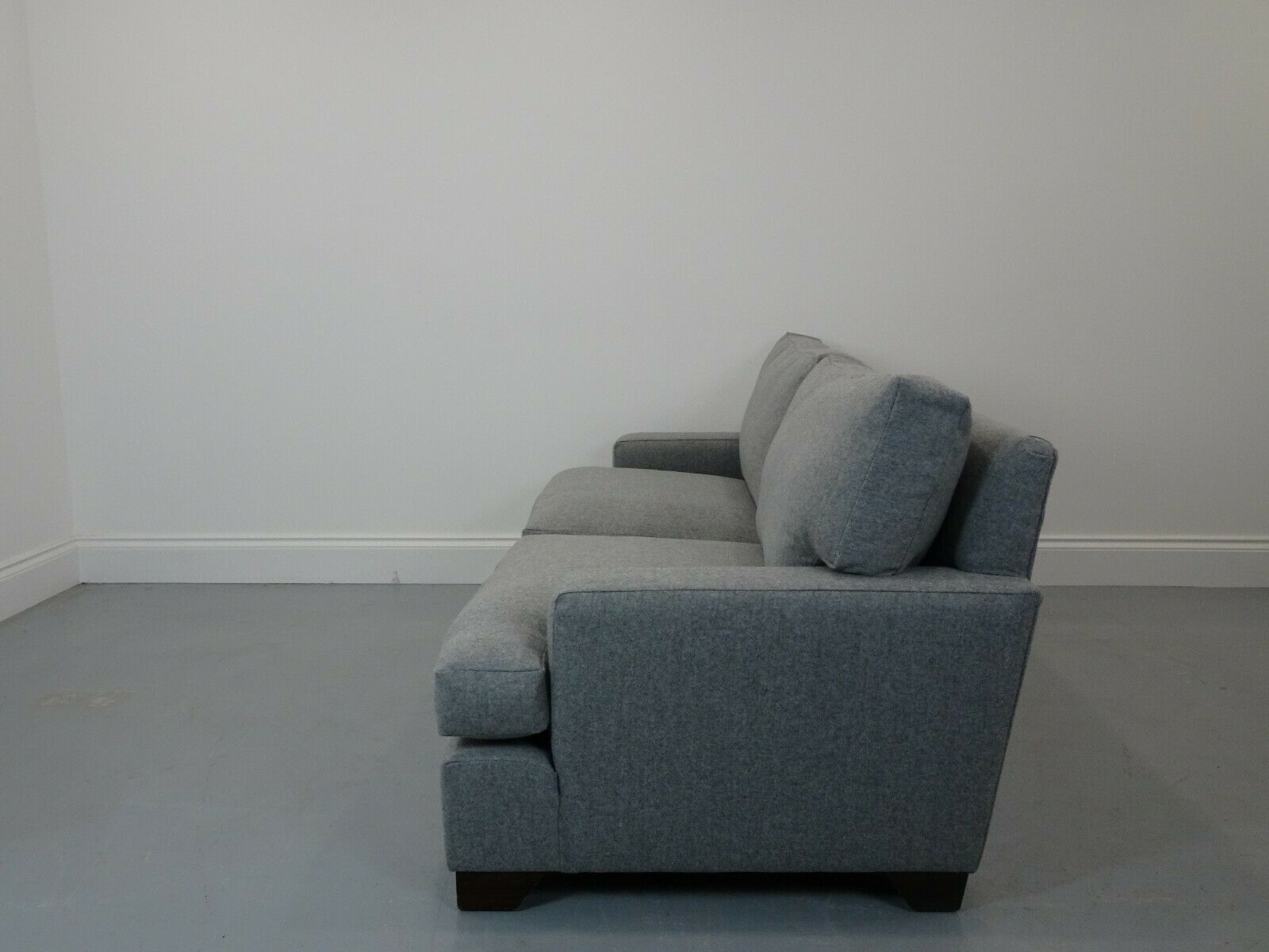 Stunning Kingcome Sherwood 2.5 Seater In Mid Grey Lambswool photo vintage