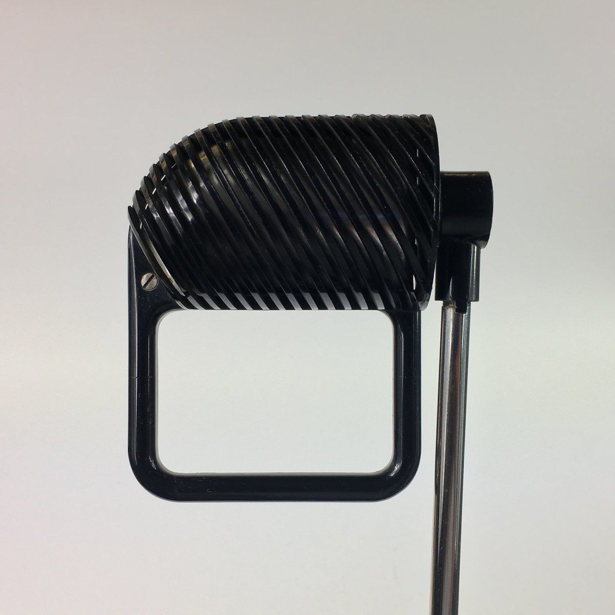 Vintage Maniglia Table Lamp By De Pas, D'urbino And Lomazzi For Stilnovo, 1970s photo vintage