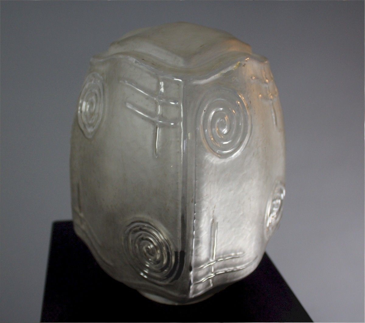 Art Deco Glass Pendant Light Shade Stepped And Geometric Design photo 220.0