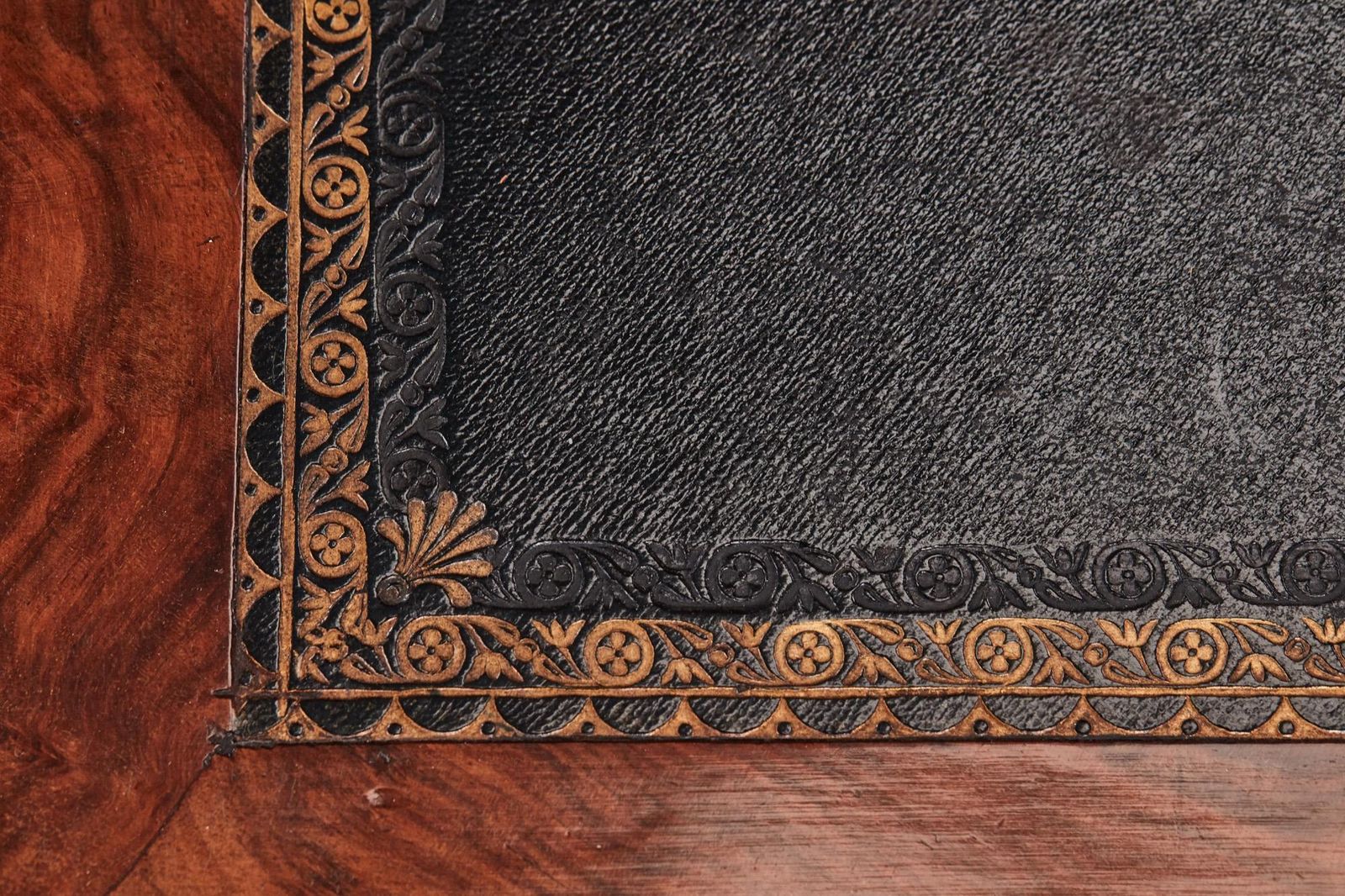 photo vintage Antique Early Victorian 19th Century Inlaid Burr Walnut Writing Or Sewing Table