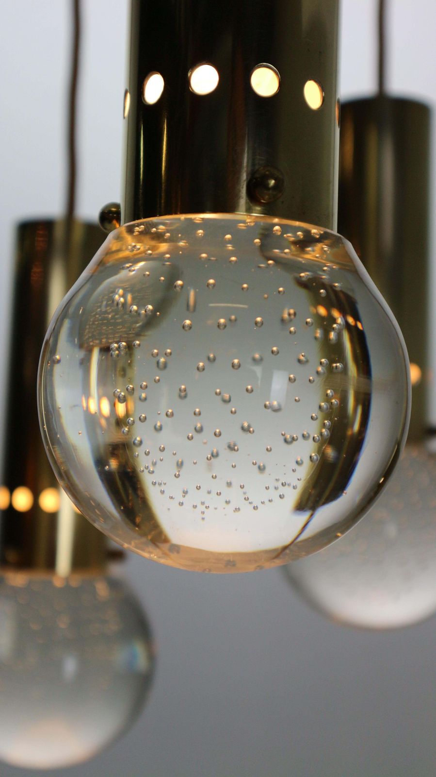 photo vinterior Gino Sarfatti Sp/ 16 For Arteluce Unique Brass Bubble Pendant Lamp, 1950, Italy
