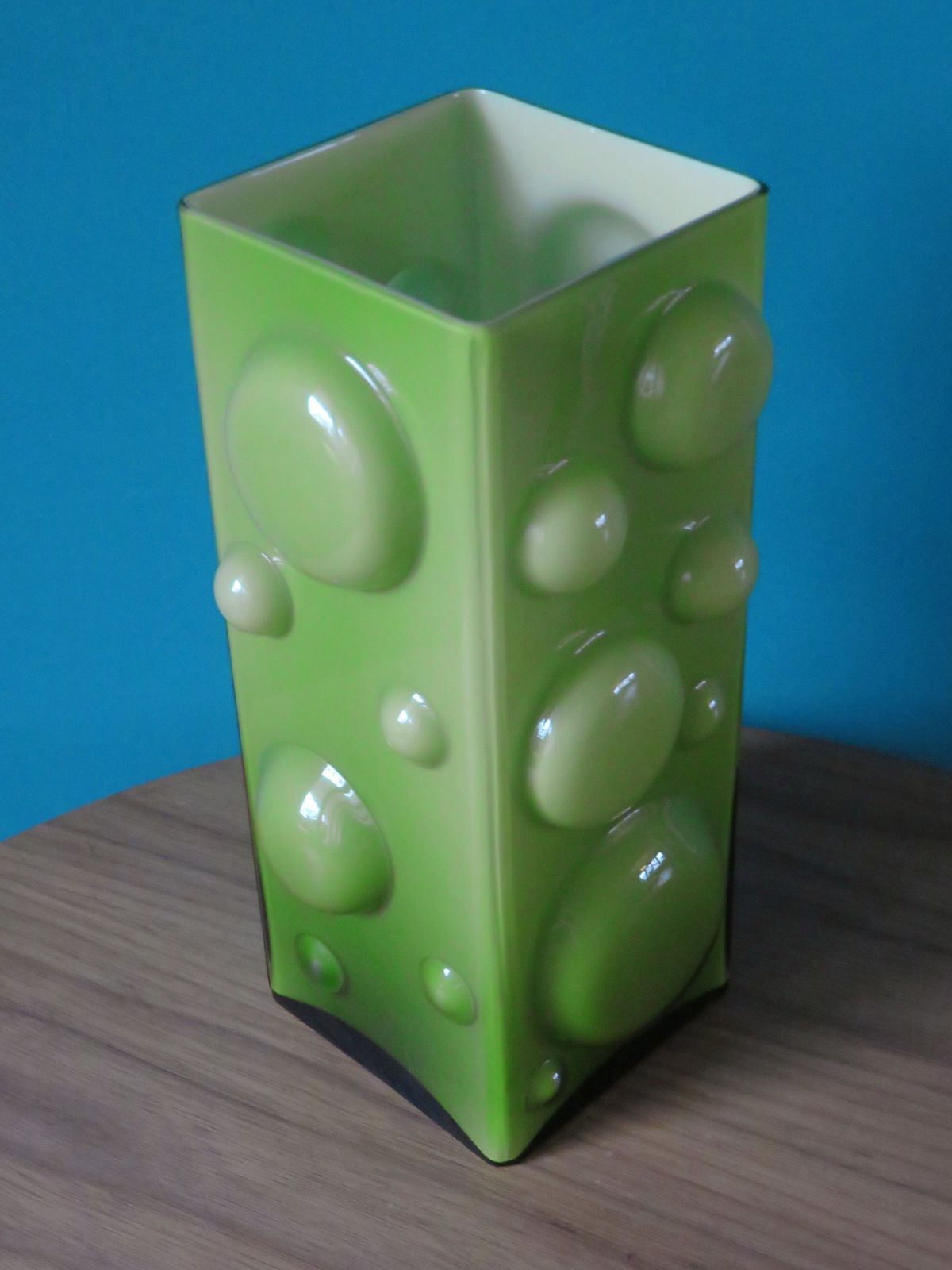 Large Square Half Bubble Vase In Apple Green Lined Glass   Denmark 1975 photo furniture