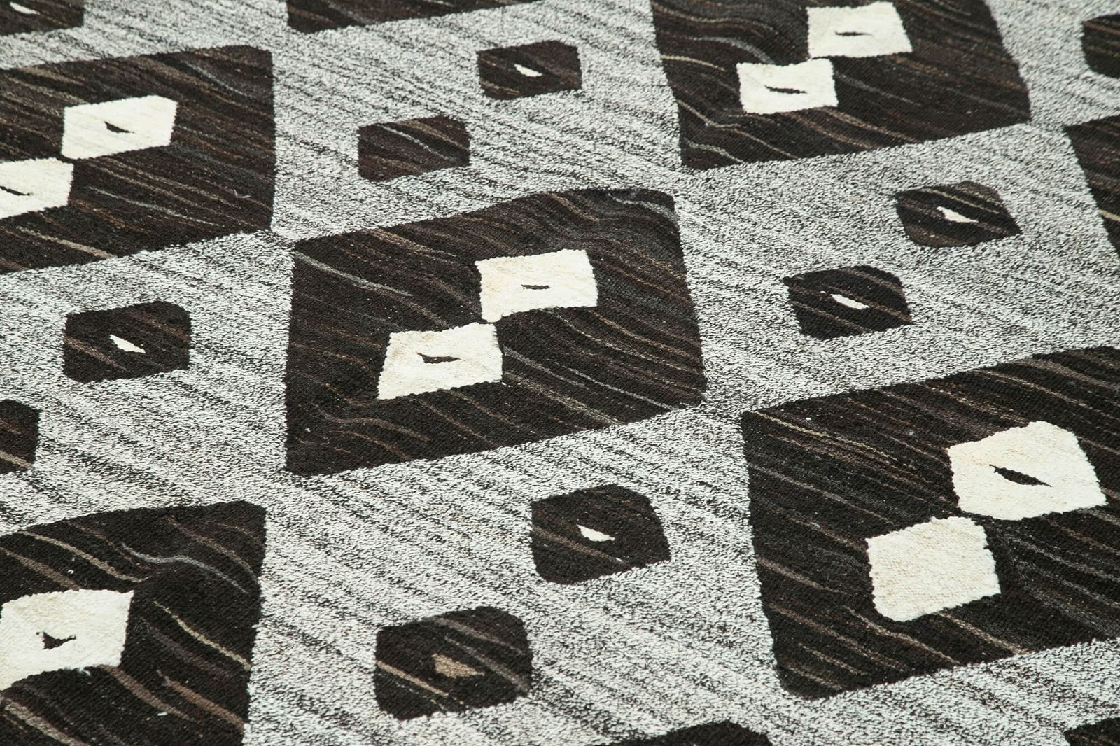Tribal Kilim 245 X 314 Sku 26682 photo Textiles
