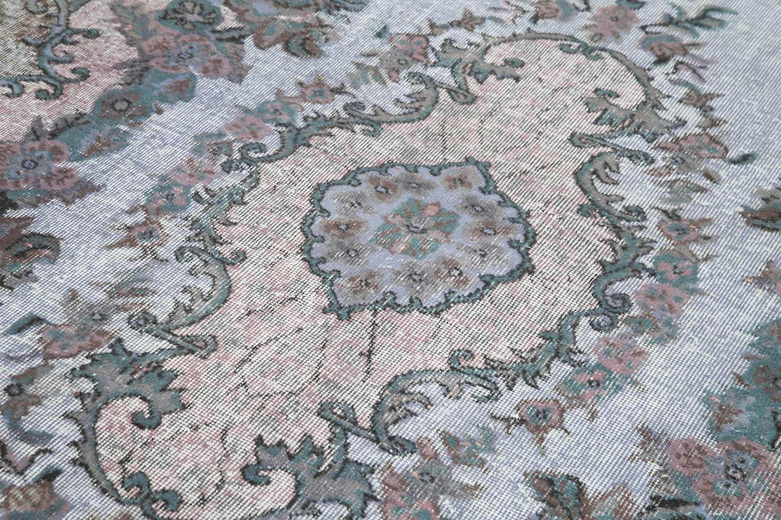 Handmade Traditional Grey Overdyed Rug photo 580.0