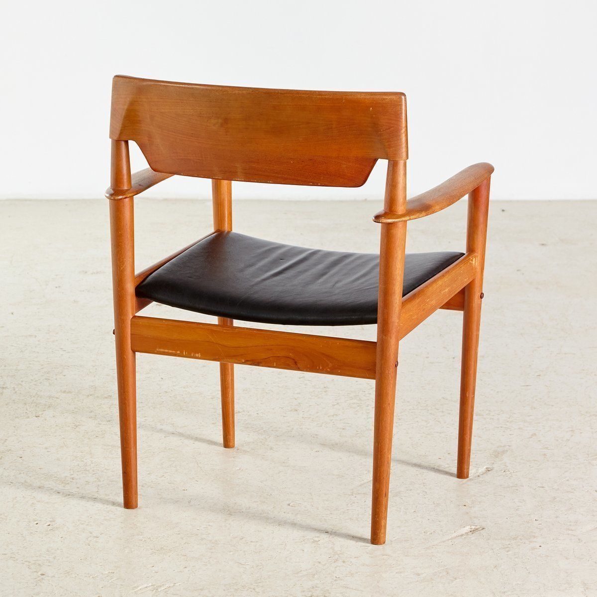Vintage Model Pj4 2 Armchair By Grete Jalk For Poul Jeppesens Møbelfabrik, 1960s photo Furniture