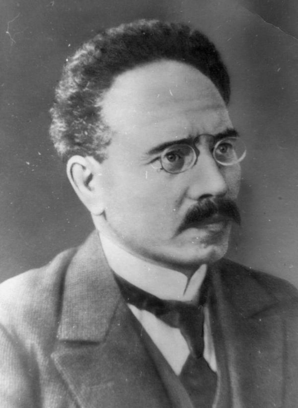 Original Drawing Portrait Of Karl Liebknecht In Pencil On Early 20th Century Paper photo for sale