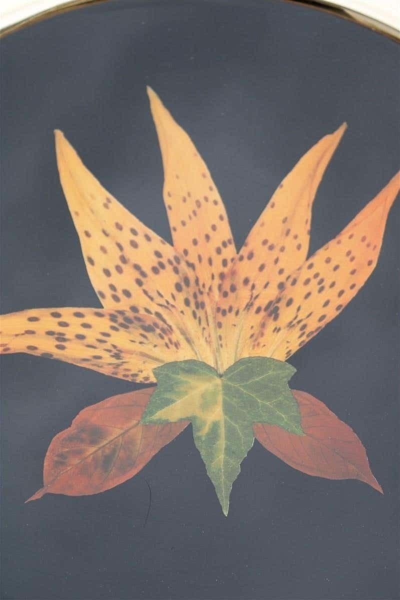Round Tray In Golden Brass With Black Background And Real Leaves Made In Italy photo vinterior