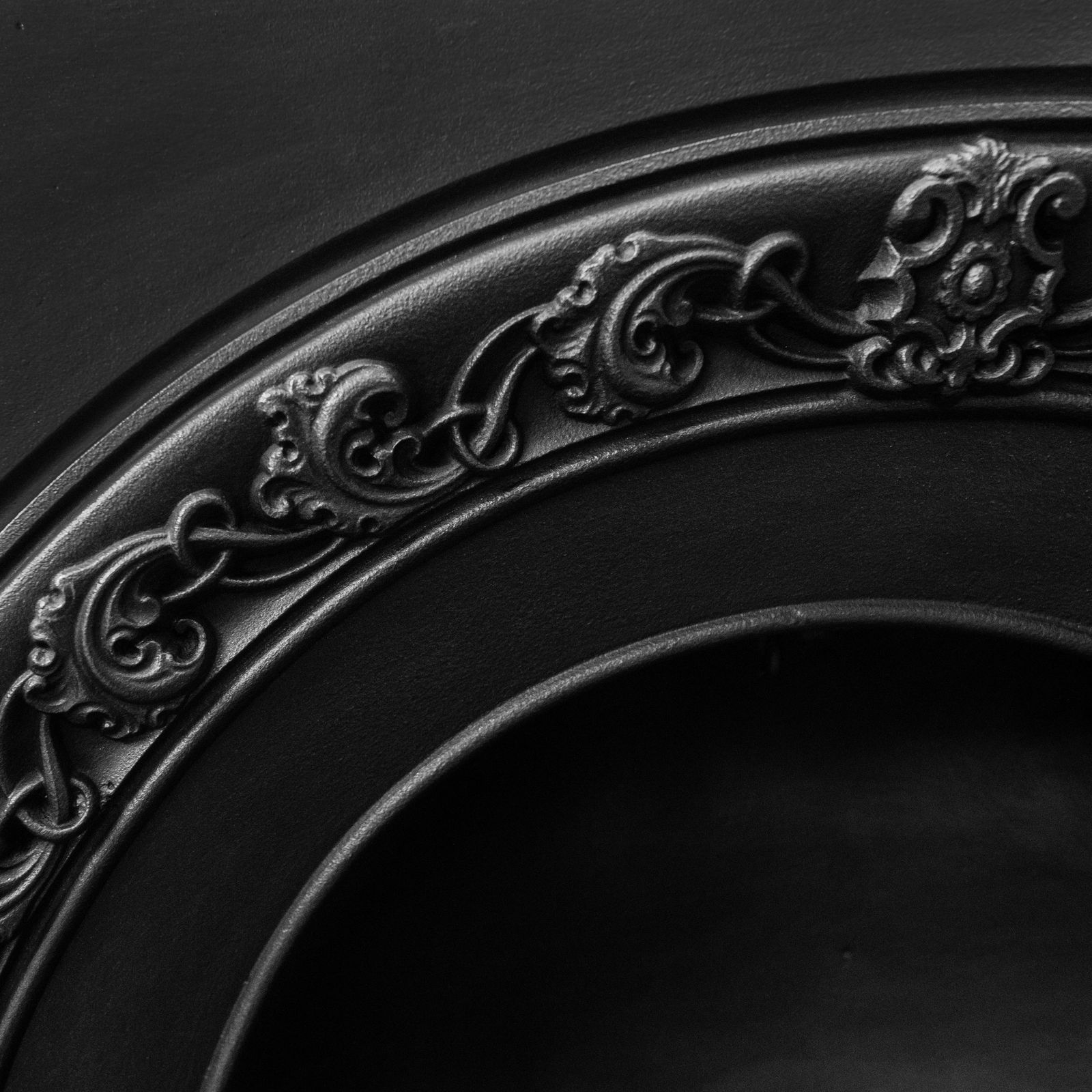 Antique Victorian Cast Iron Horseshoe Insert photo for sale