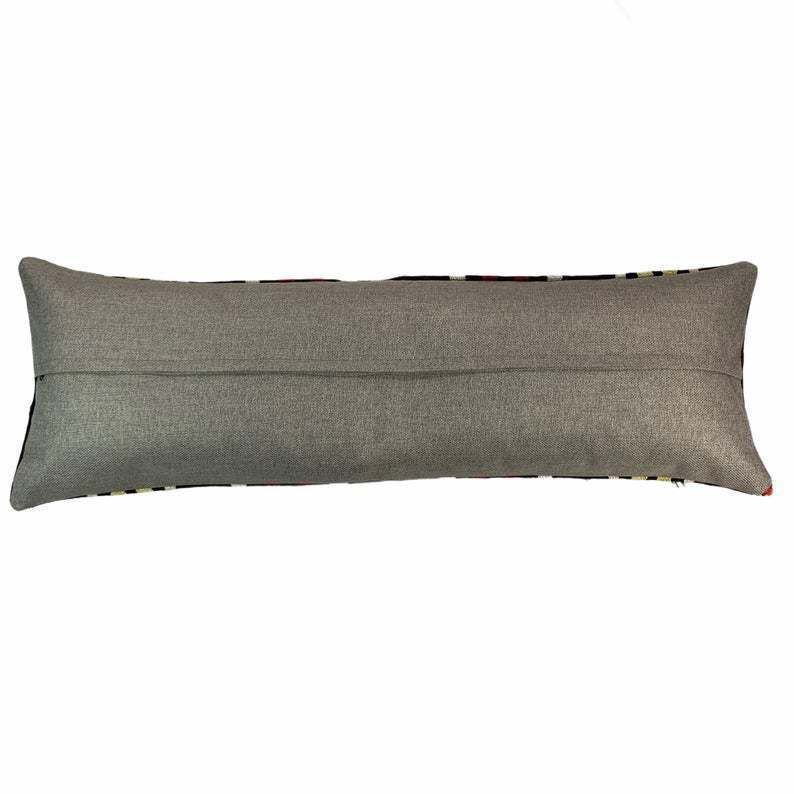 Einzigartige Kelim Kissen, Turkish Kilim Pillow,' Pillow Cover, Sofa Pillow, Outdoor Pillow, Kilim Kissenhülle photo for sale