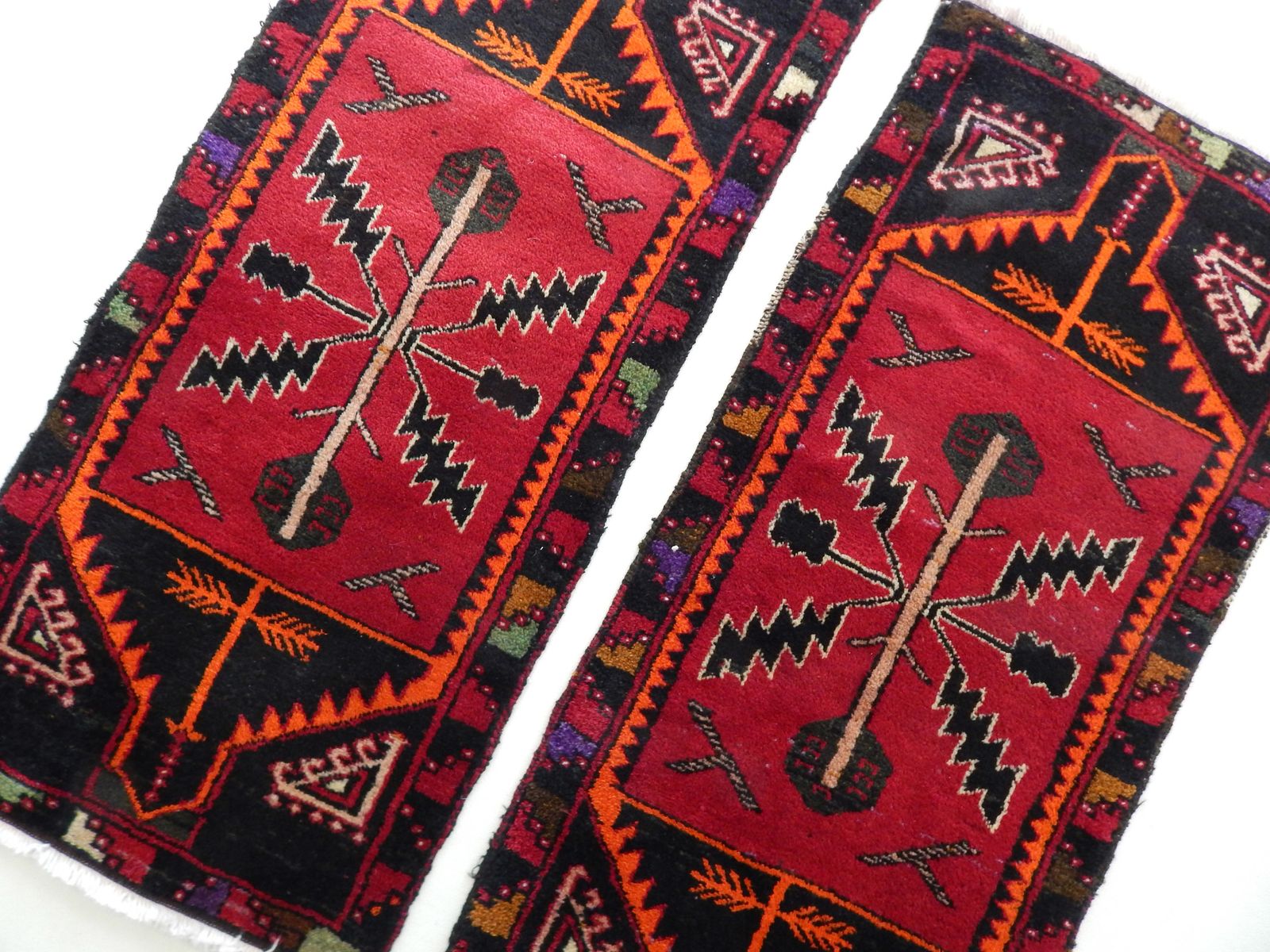 1980s Petite Turkish Hand Knotted Wool Rugs A Pair 51 X 108 Cm photo vinterior