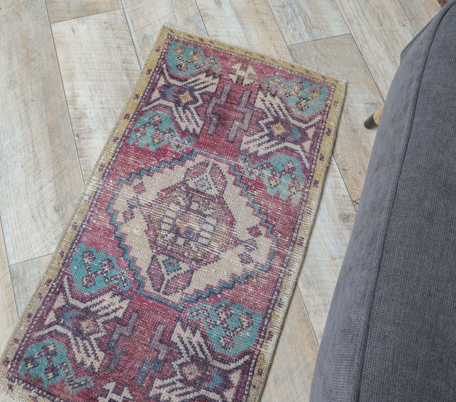 Turkish Oushak Rug, Door Mat Small Carpet, Handmade Wool Oriental, Purple Mini, Made In Anatolia photo Textiles