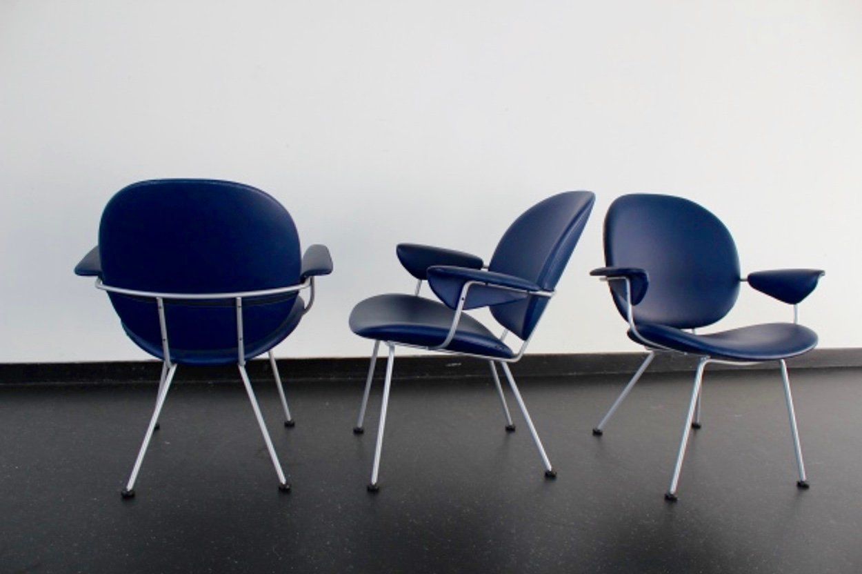 Dutch 302 Armchair By Willem H. Gispen For Kembo, 1960s photo for sale