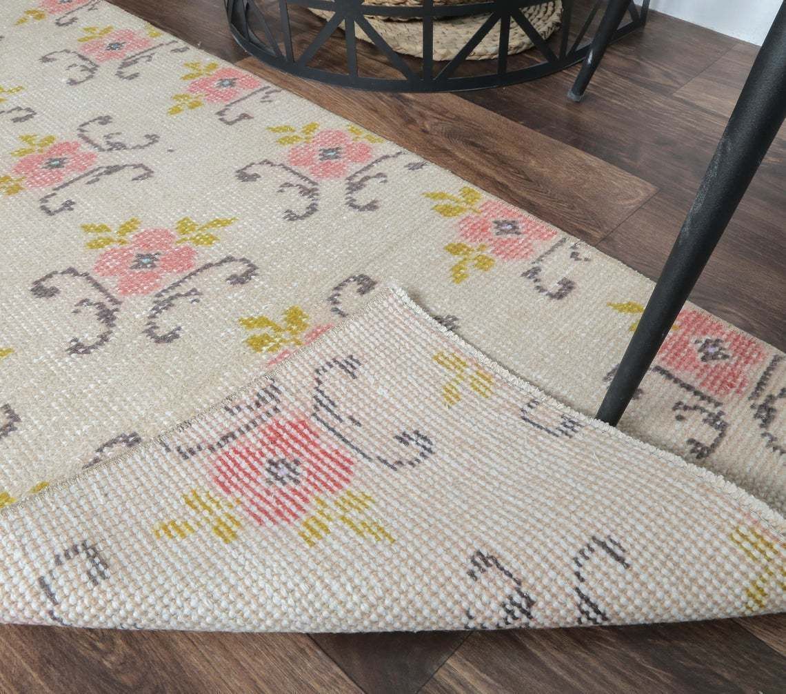 2x4 Turkish Vintage Oushak Runner, Floral Beige Handmade Wool Rug, Hallway & Kitchen Rugs, Farmhouse Decor, One Of A Kind, Anatolia photo vinterior
