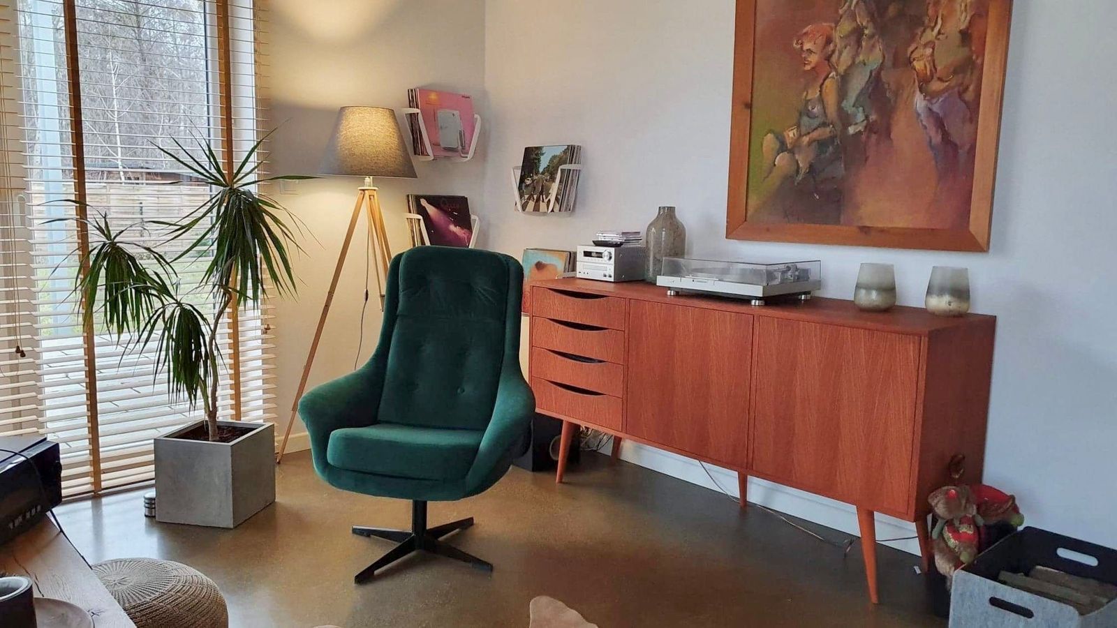 Original And Very Comfortable Polish Vintage Swivel Chair Wega From 70s In Velvet