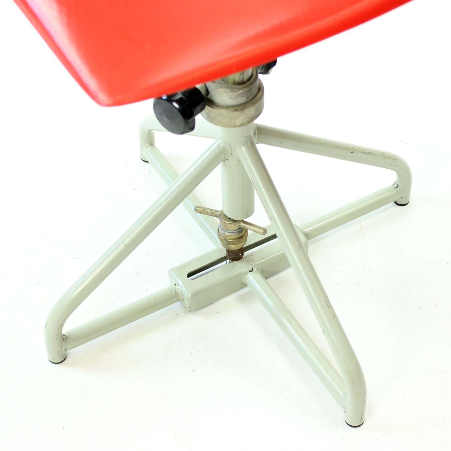 389.0 Red Chair By Miroslav Navratil For Vertex, 1960s, 10 Available photo