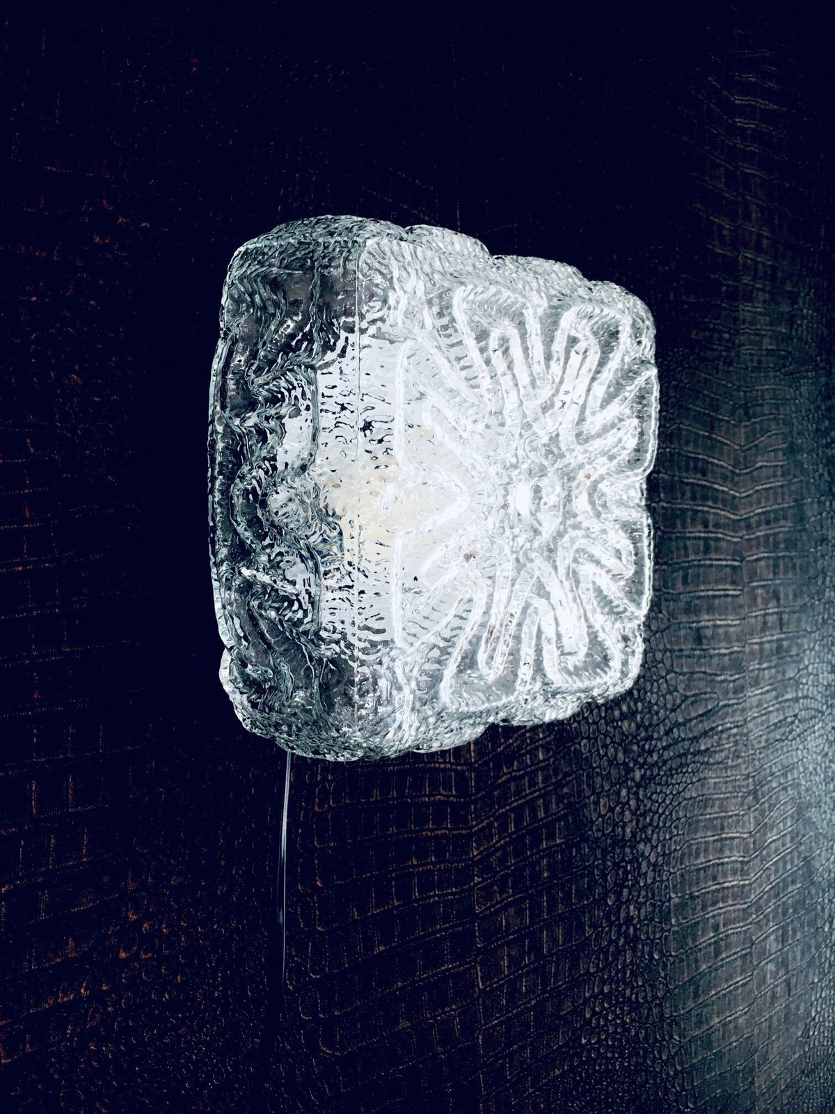 Wandlamp Met Ijsstructuurglas Van Massive, Jaren 1970 photo Verlichting