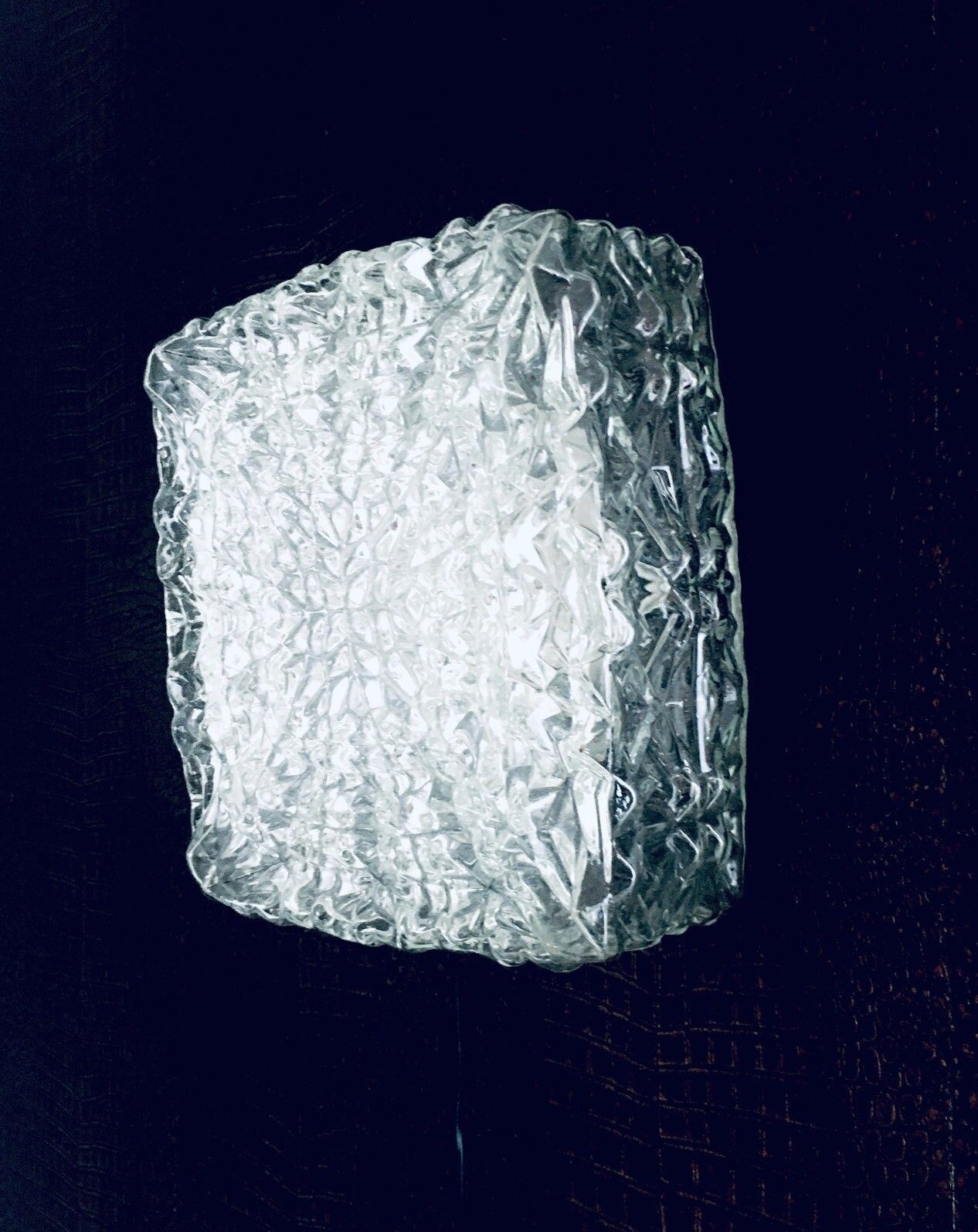 182.28 Grote Facetglazen Wandlamp Uit De Jaren 1960 photo