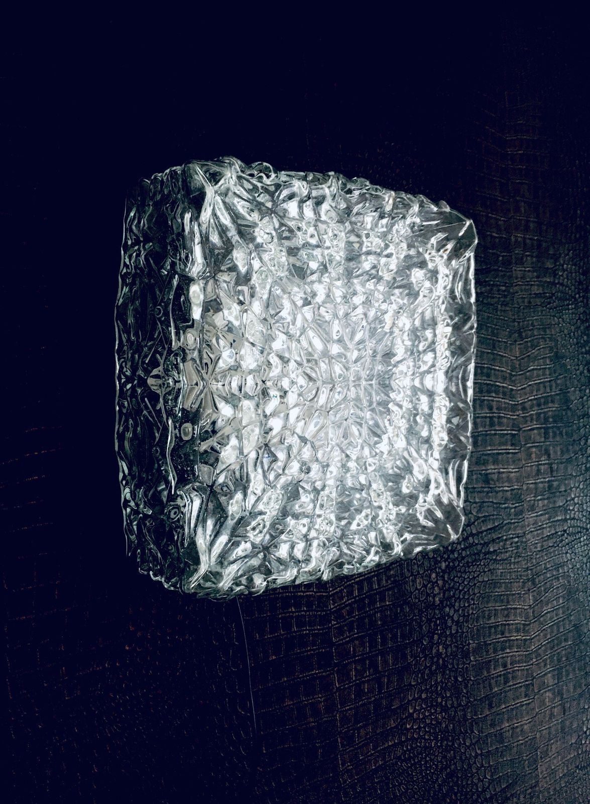 photo vinterior Grote Facetglazen Wandlamp Uit De Jaren 1960