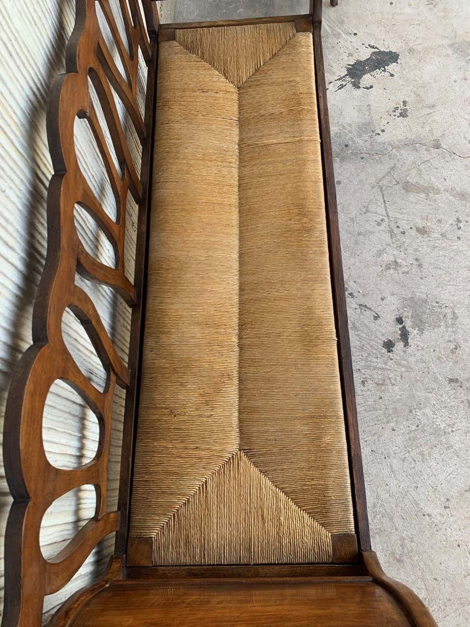 Banc victorien du XXe siècle en bois de noyer et assise en rotin photo vinterior