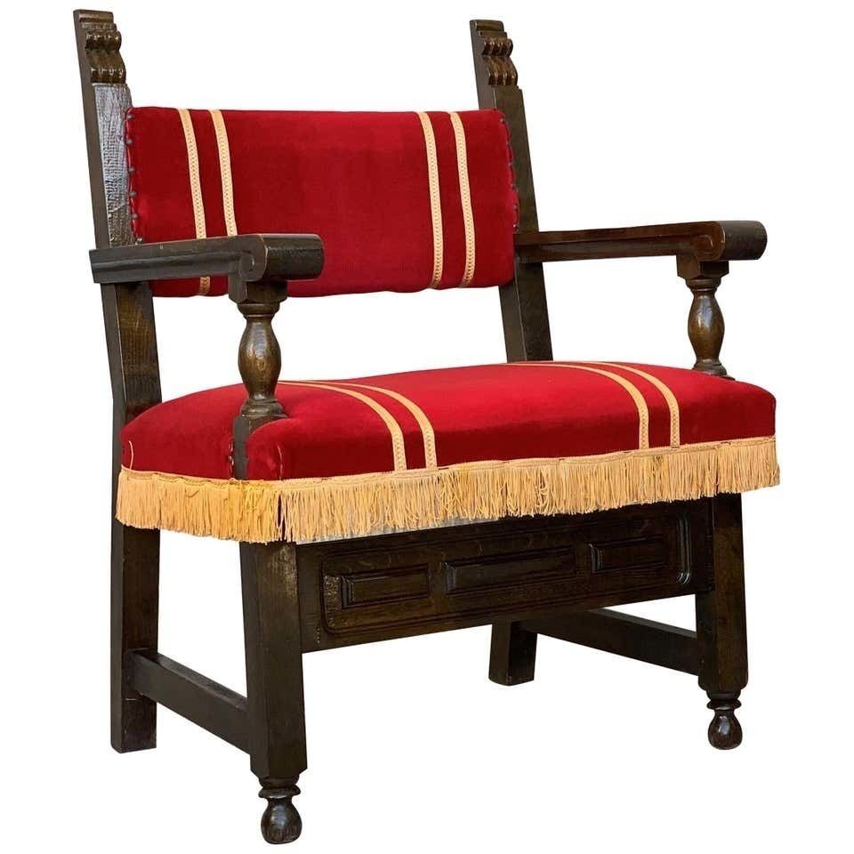 Fauteuils espagnols en noyer sculpté et velours rouge, 46 unités disponibles photo furniture