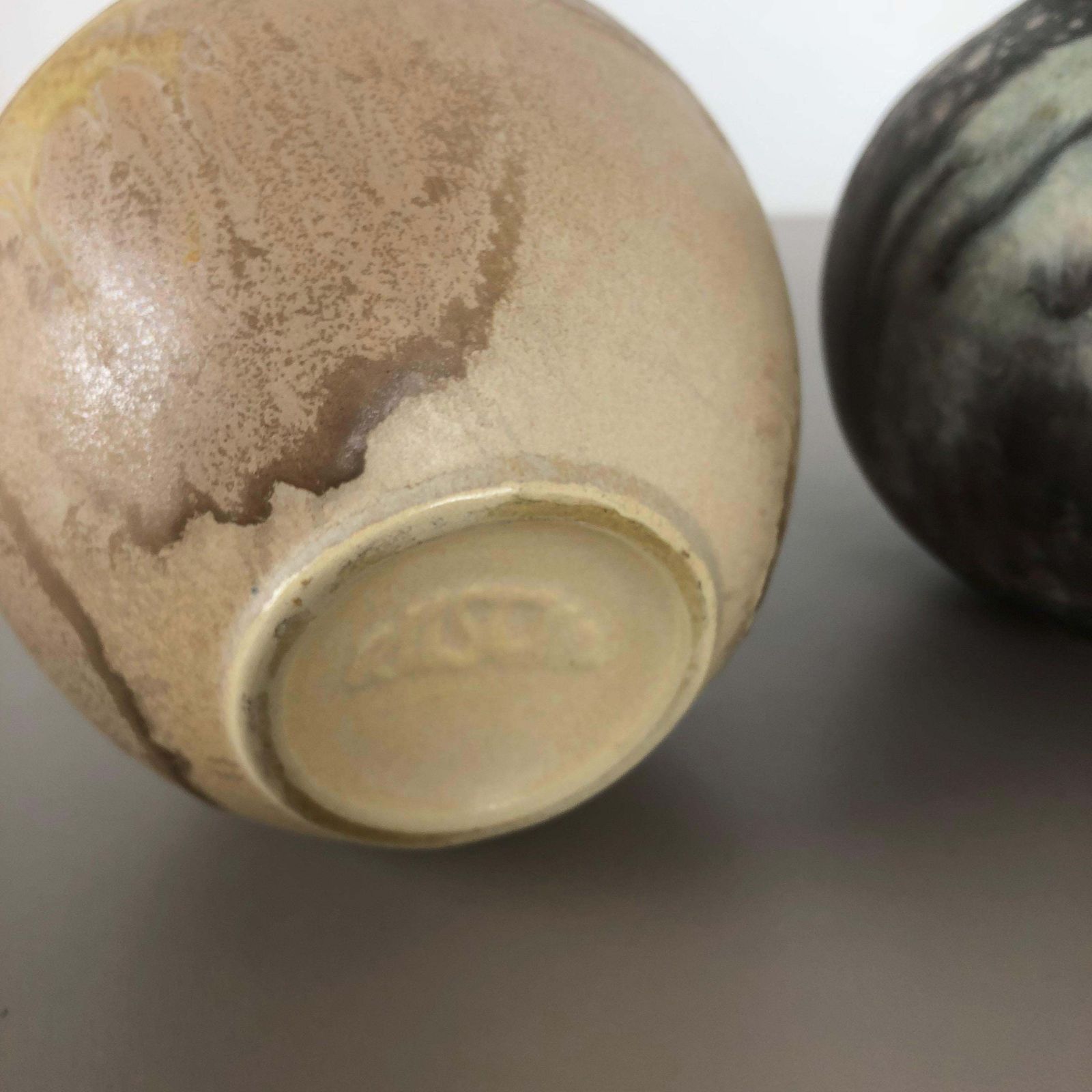 photo vinterior Set Of 2 Pottery Vases Fat Lava Abstract Designed By Ruscha, Germany, 1960s