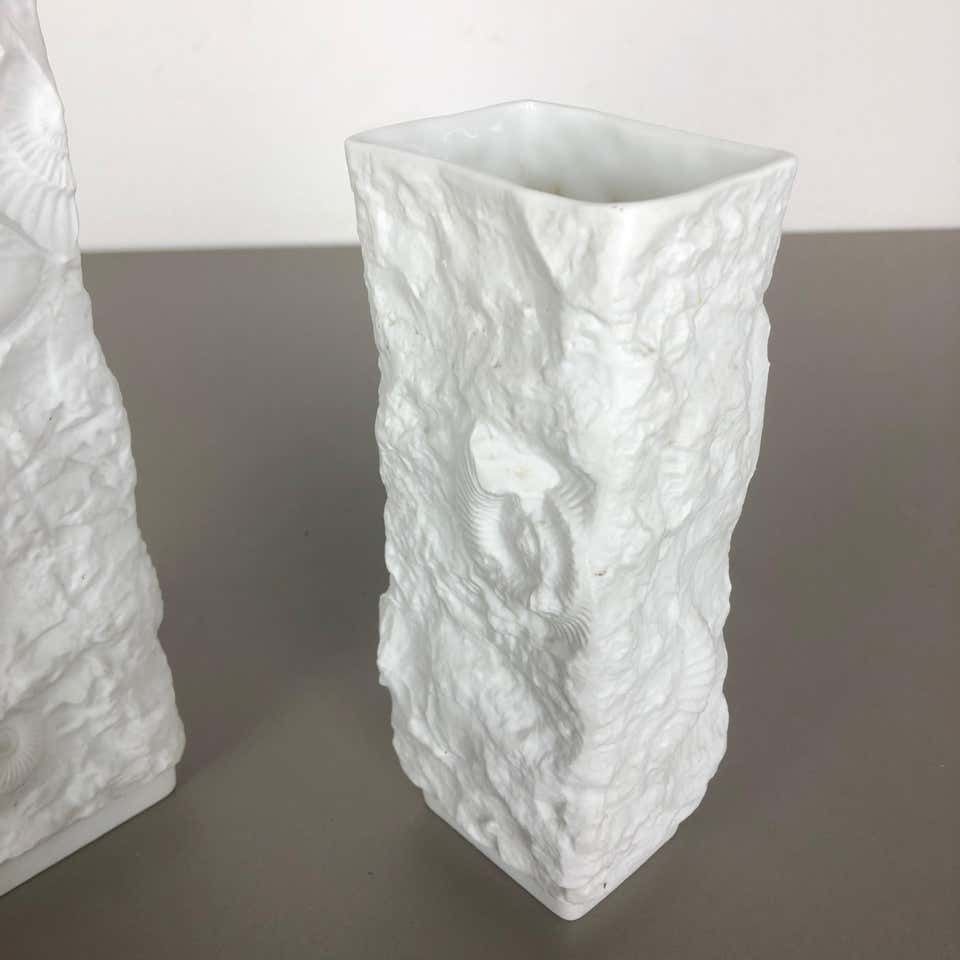 Set Of 2 Original 1970s Op Art Biscuit Porcelain Vase By Ak Kaiser, Germany photo vinterior