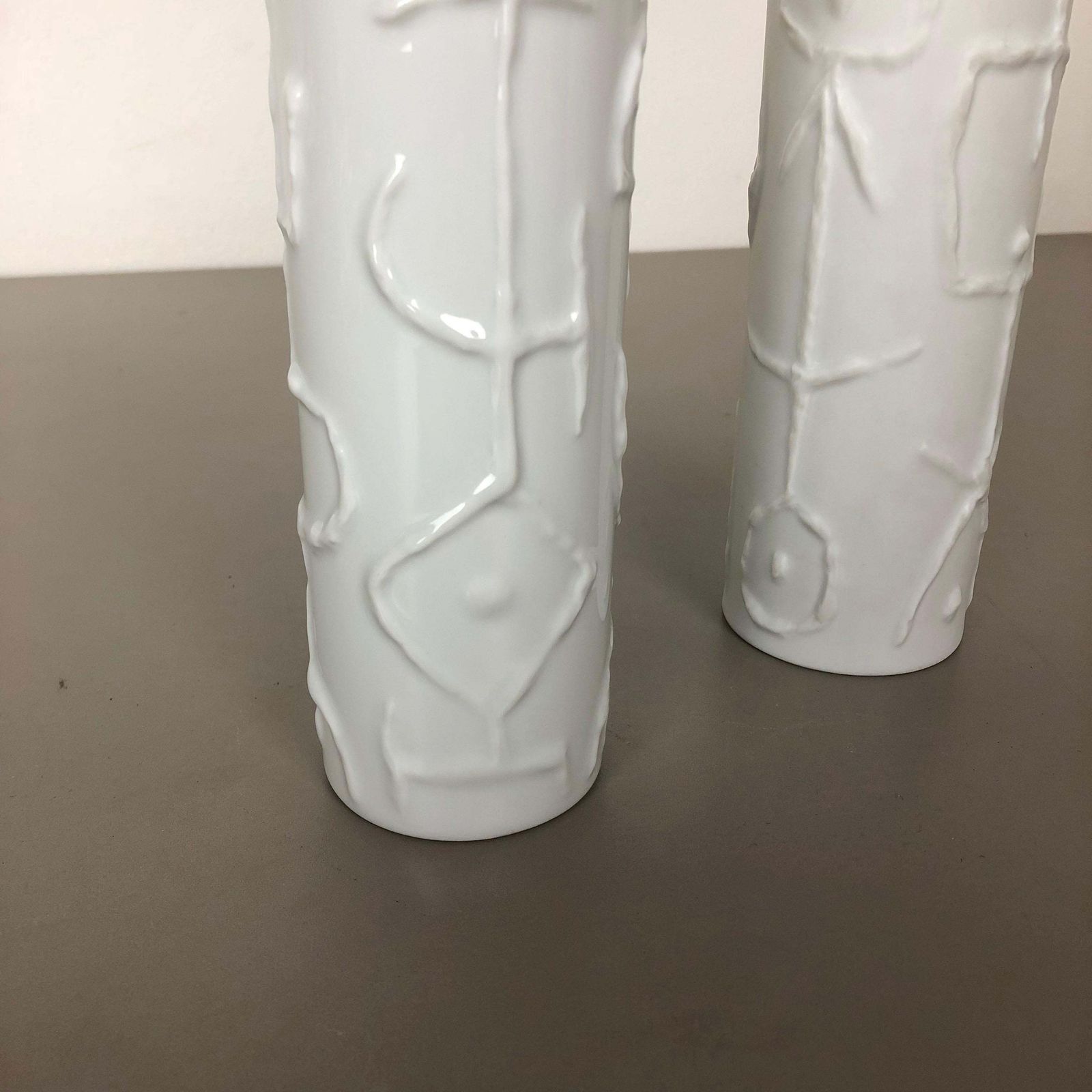 Set Of 2 Abstract Porcelain Vases By Cuno Fischer For Rosenthal, Germany, 1980s photo vinterior