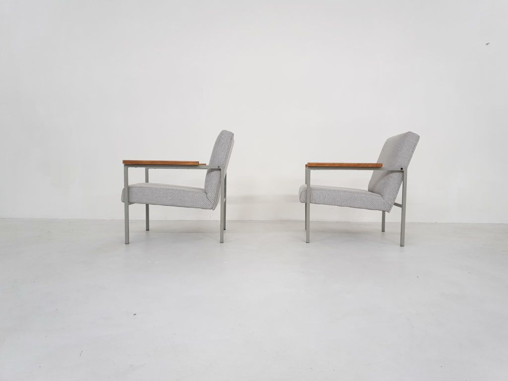Set Van Twee Mid Century Dutch Design Loungestoelen Van Hein Stolle Voor 'T Spectrum, Model Sz30, Jaren 1960 photo for sale