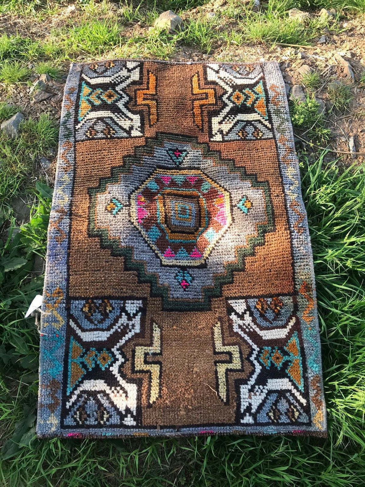 Door Mat Rug,Nomadic Anatolian Rug, Small Rug,Bathroom Mat,Small Rug,Bedside Rug,Kitchen Rug,Traditional Wool Rug photo vinterior