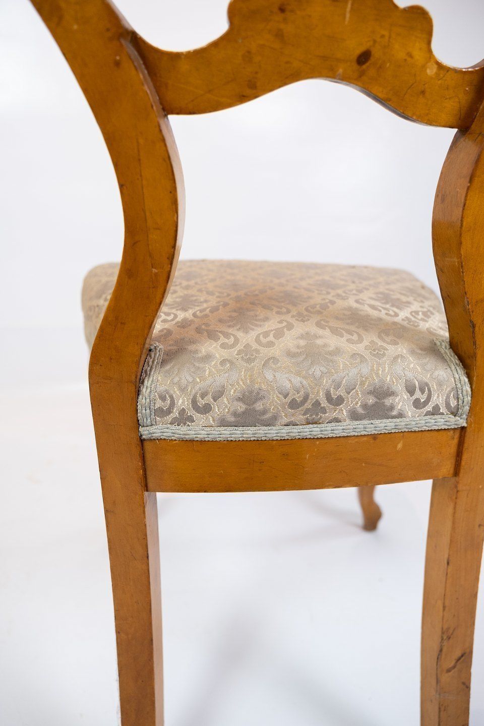 photo furniture Set Of Six Rococo Dining Chairs Of Light Mahogany And Patterned Fabric From Around The Year 1760.