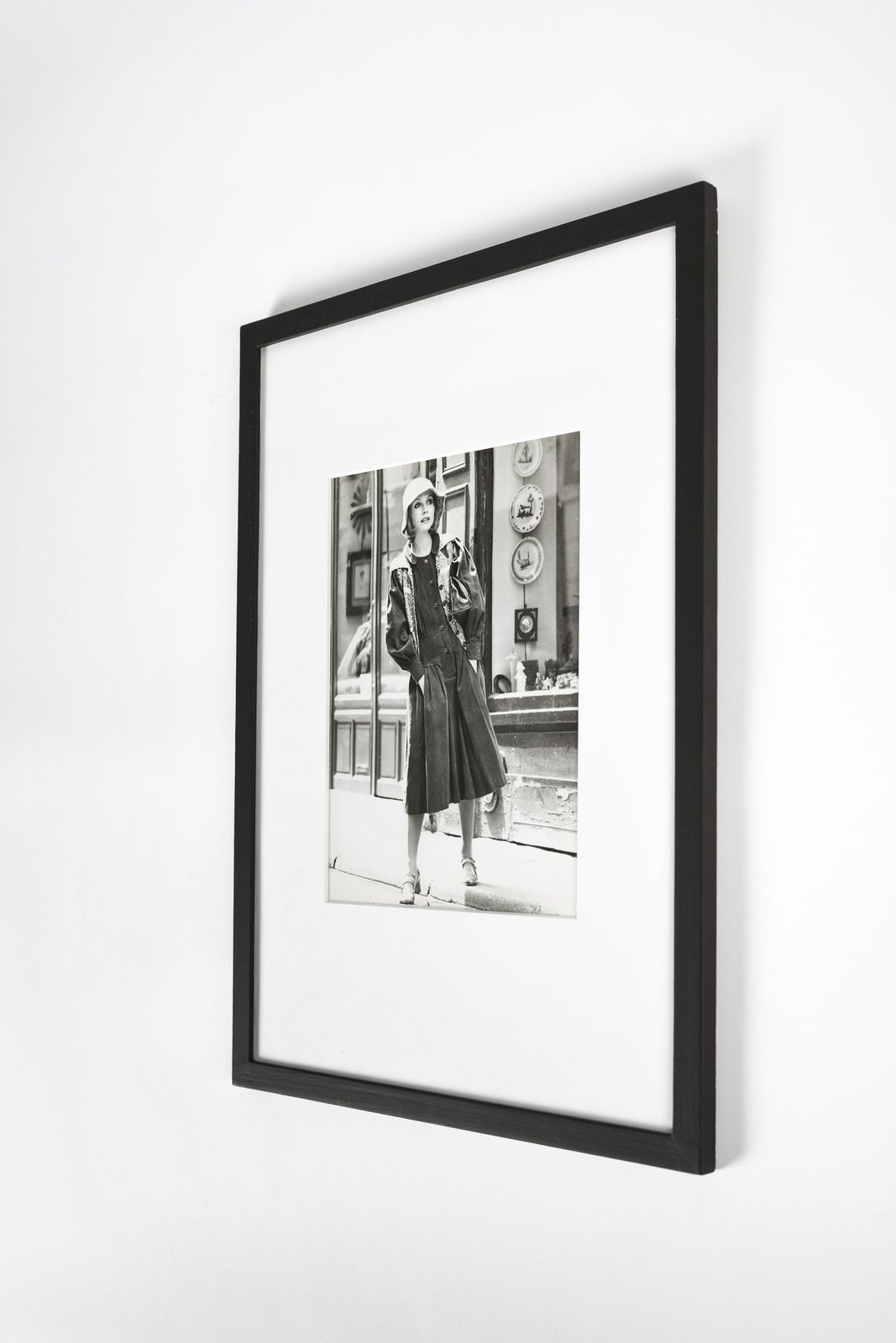 Ipa Original Fashion Photography 70s Cacharel photo furniture