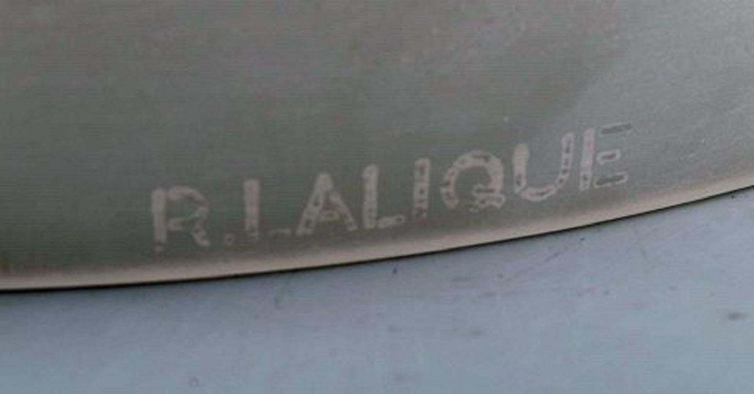 Early And Rare René Lalique, Art Deco "Grenoble" Lidded Box In Art Glass photo vintage