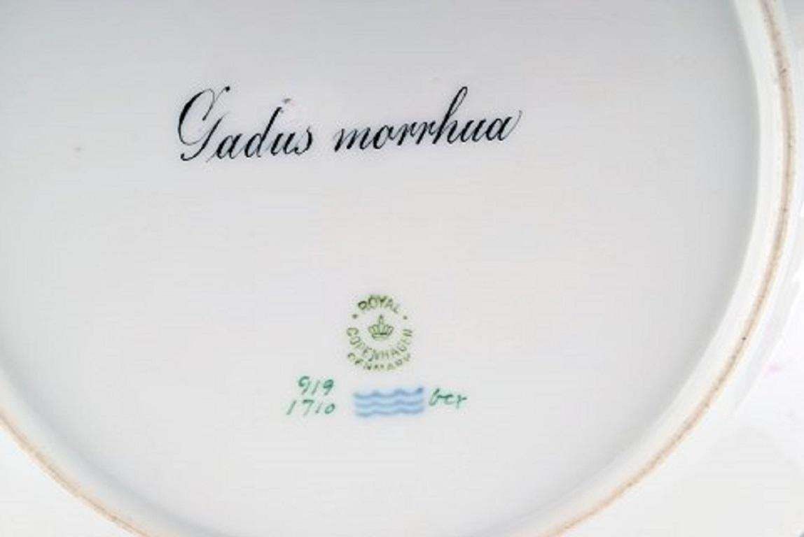 Royal Copenhagen Fish Plate With Green Edge, Gold Decoration And Fish Motif photo Home Decor