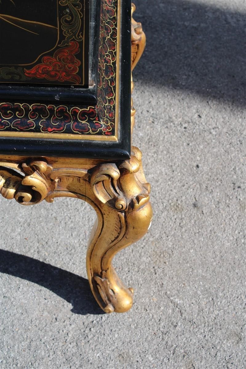 Midcentury Italian Orientalist Wood Bar Cabinet In Gold And Black Lacquer, 1950 photo vinterior