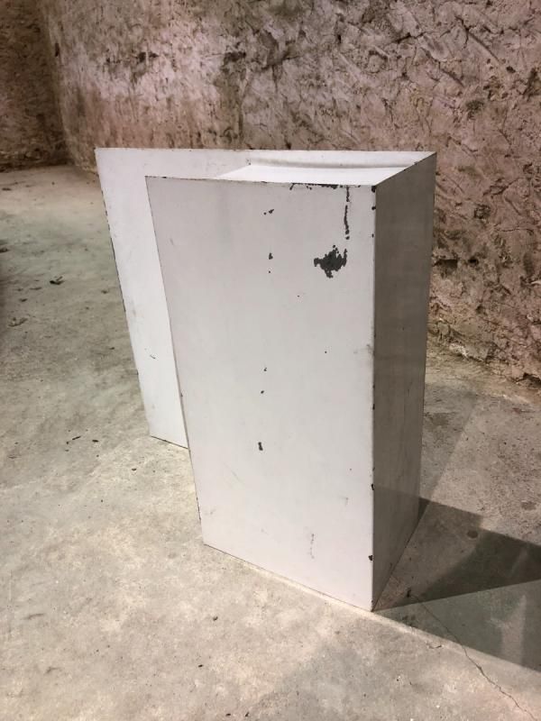1351.6 Series Of 10 1950/60 Wall Lights In White Lacquered Metal. photo