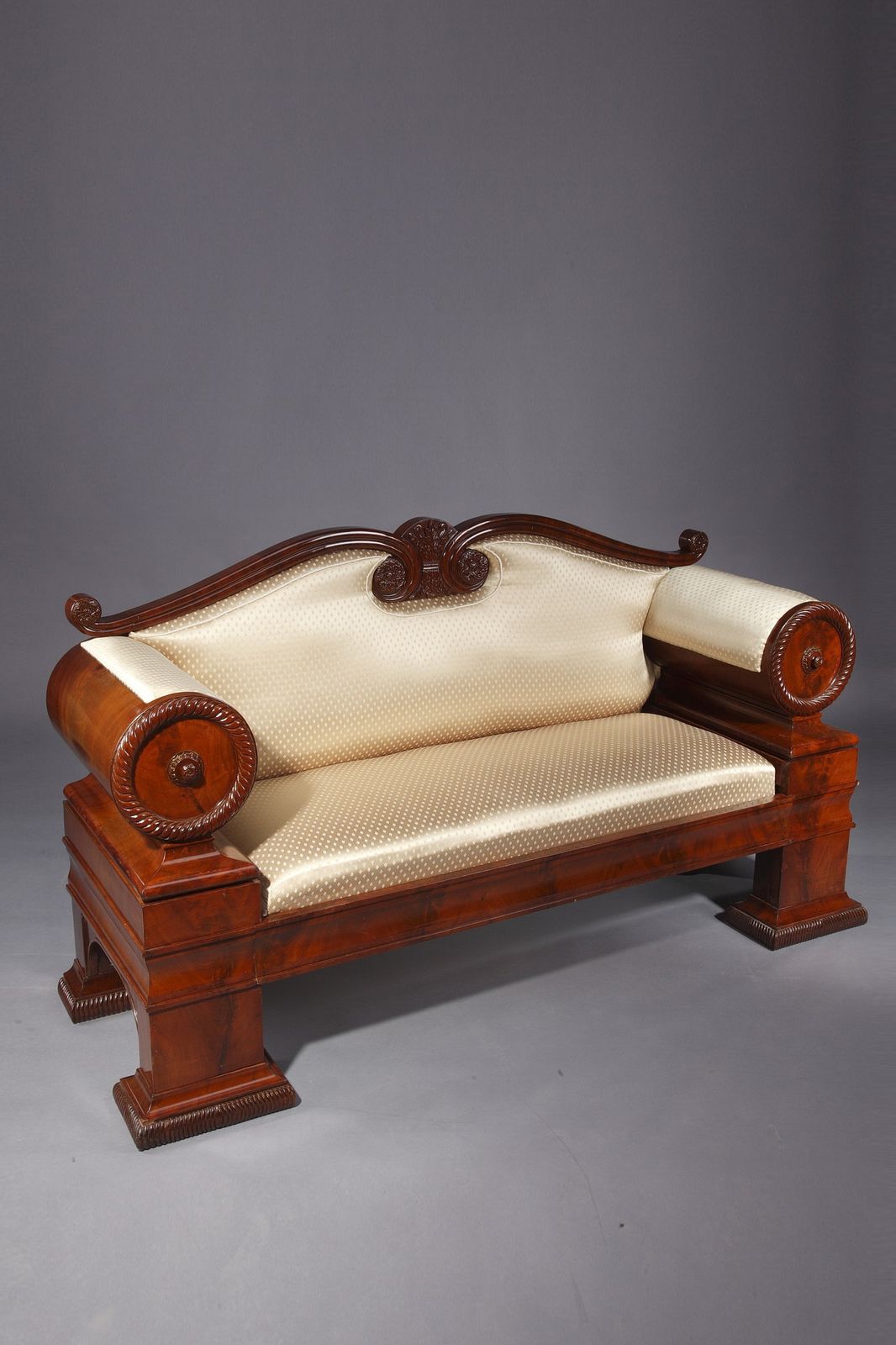 Canapé Biedermeier en acajou, Autriche, 1830