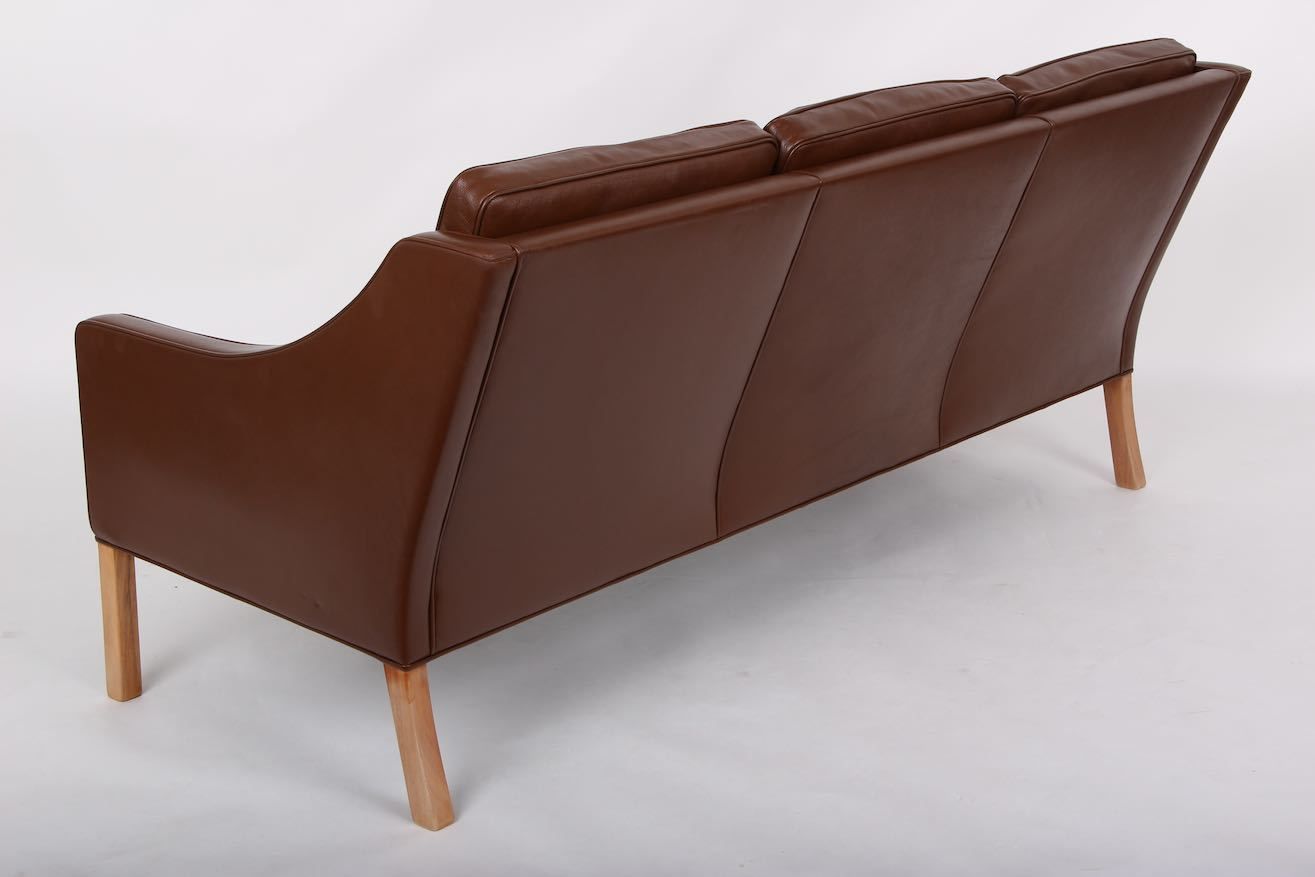 Borge Mogensen 3   Seat Sofa. Original Fredericia Furniture. Original Brown Leather. photo vinterior