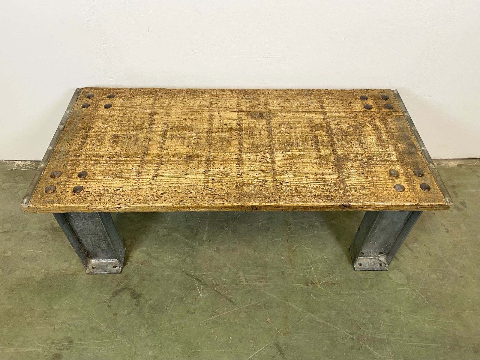 Industrial Coffee Table, 4x photo furniture