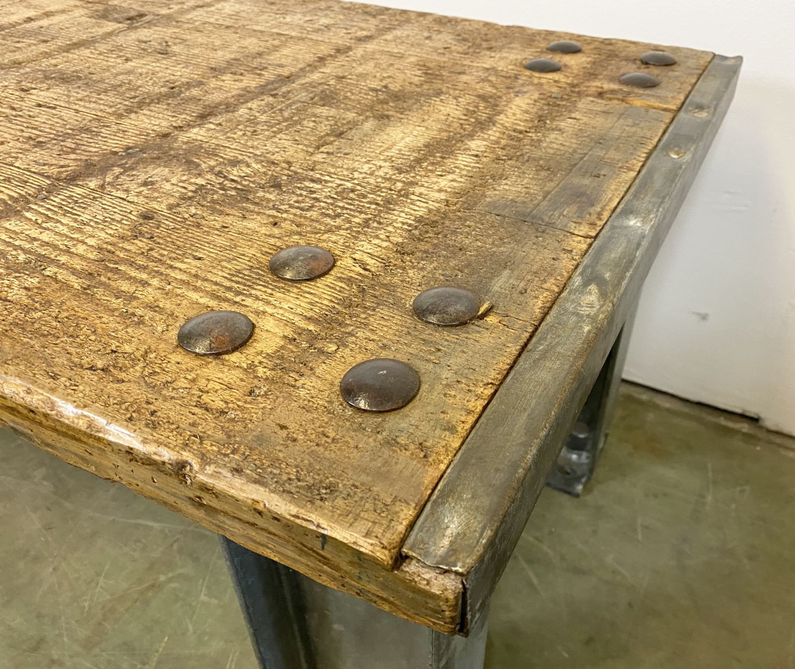 photo buy Industrial Coffee Table, 4x