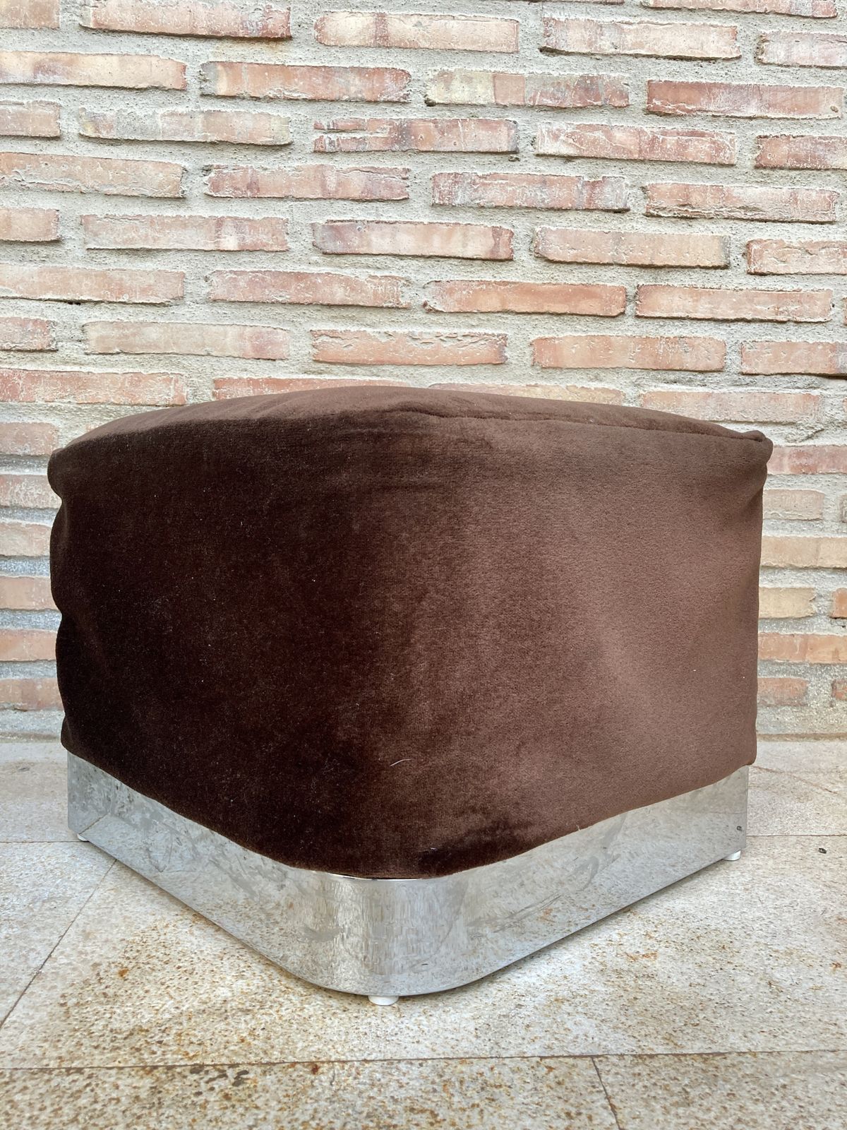photo vintage Square Smoked Glass And Steel Coffee Or Side Table With Four Nesting Stools, 1970s, Set Of 5