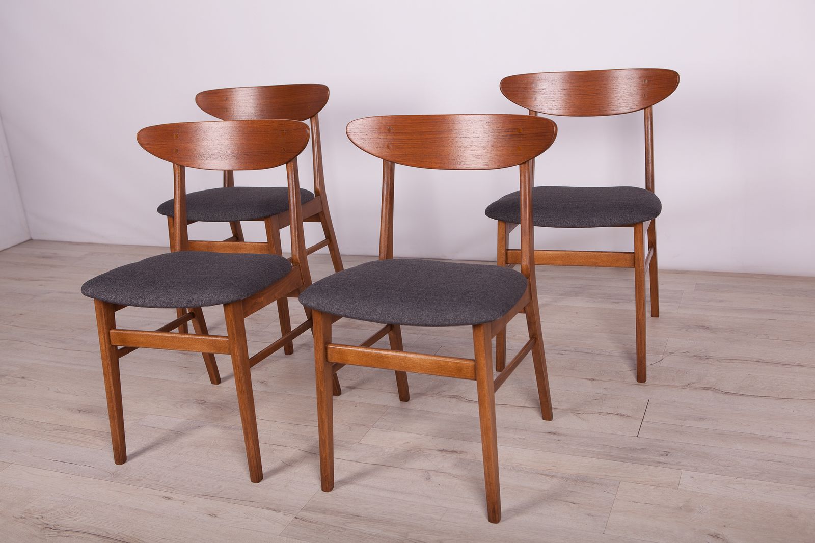 Mid Century Dining Chairs From Farstrup Møbler, 1960s, Set Of 4 photo vinterior