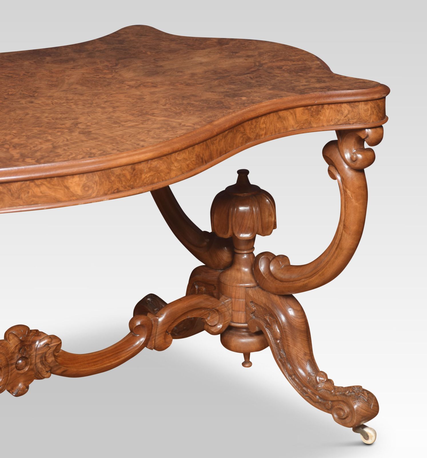 Burr Walnut Center Table photo vinterior