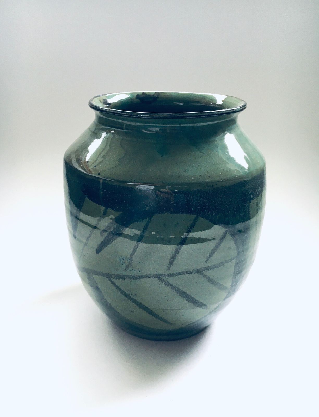 Midcentury Modern Art Studio Pottery Leaf Pattern Vase, 1970s photo 143.84