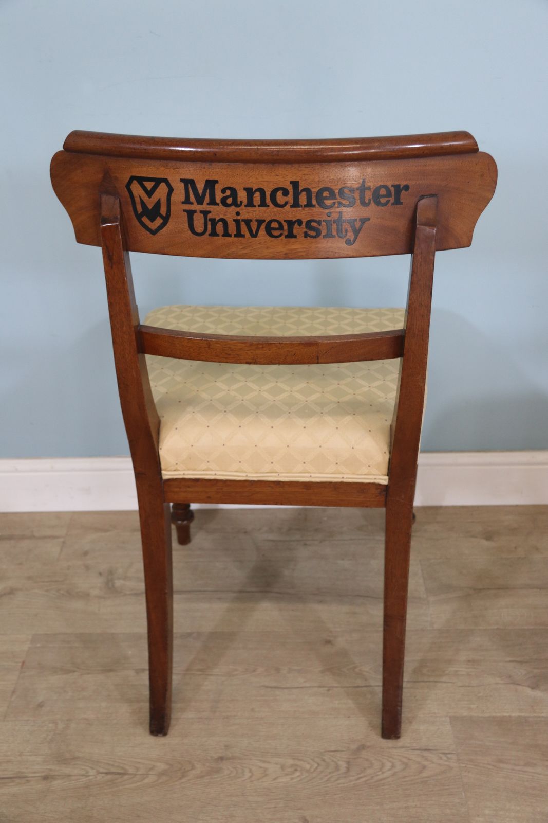Manchester University. A Lovely Victorian Mahogany Bar Back Dining Chair photo for sale